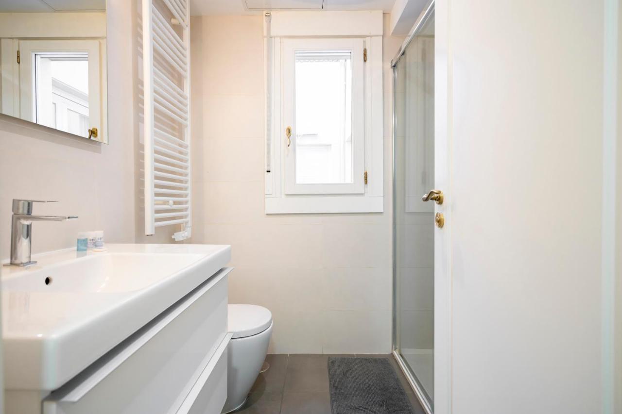 For You Rentals Brand New Apartment At Madrid City Center Wifi Ato55 المظهر الخارجي الصورة